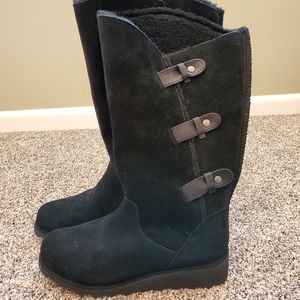 BearPaw Womens Suede, Shearling boots, Size 8